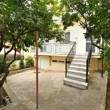 Τελλοσ Αγρασ