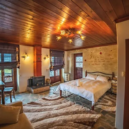 θόλος Guest house Valtessiniko