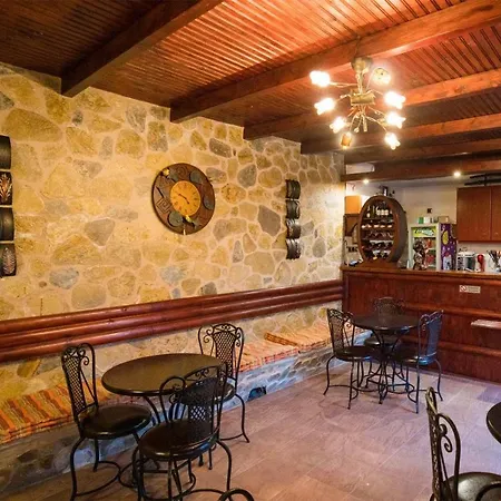 θόλος Guest house *
