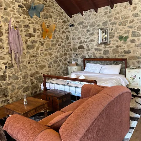 θόλος Guest house *