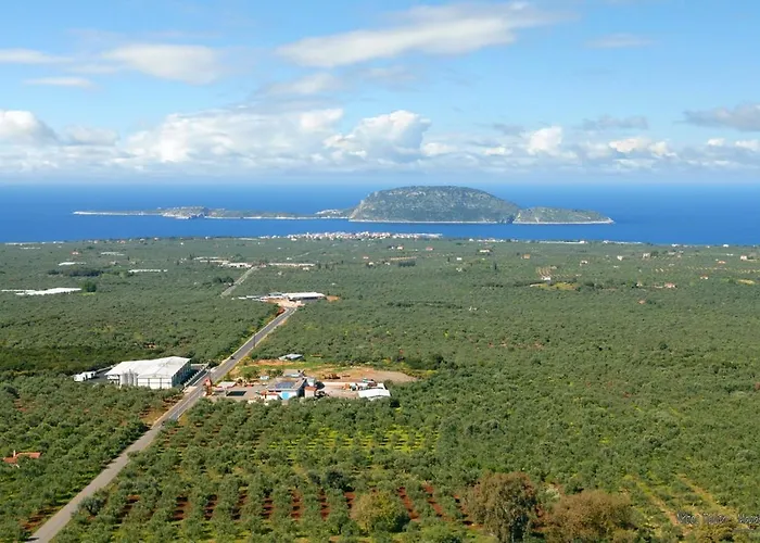 بيت للعطل Τελλοσ Αγρασ *